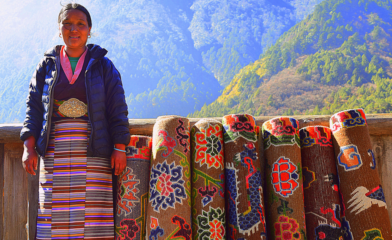 The weavers of Olanchung Gola